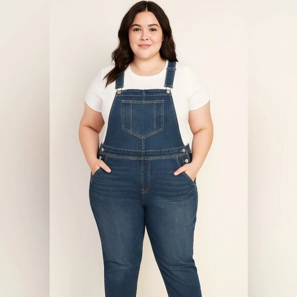 NWT Old Navy Women’s Plus Size 26 Denim Overalls Medium Wash Adjustable Straps - Picture 1 of 16